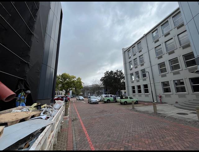 434M² OFFICE TO LET IN RONDEBOSCH